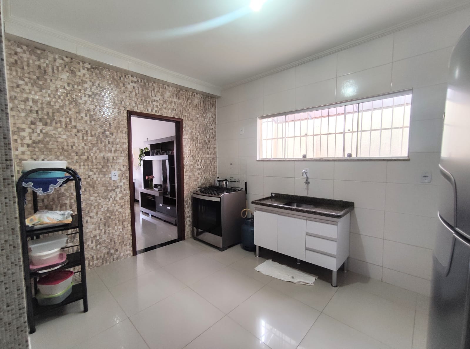 Casa Duplex (solta) com 5/4 sendo 1 suíte, com garagem para 4 carros no Bairro Felícia na região do Shopping Conquista Sul  Vitória da Conquista - foto 12