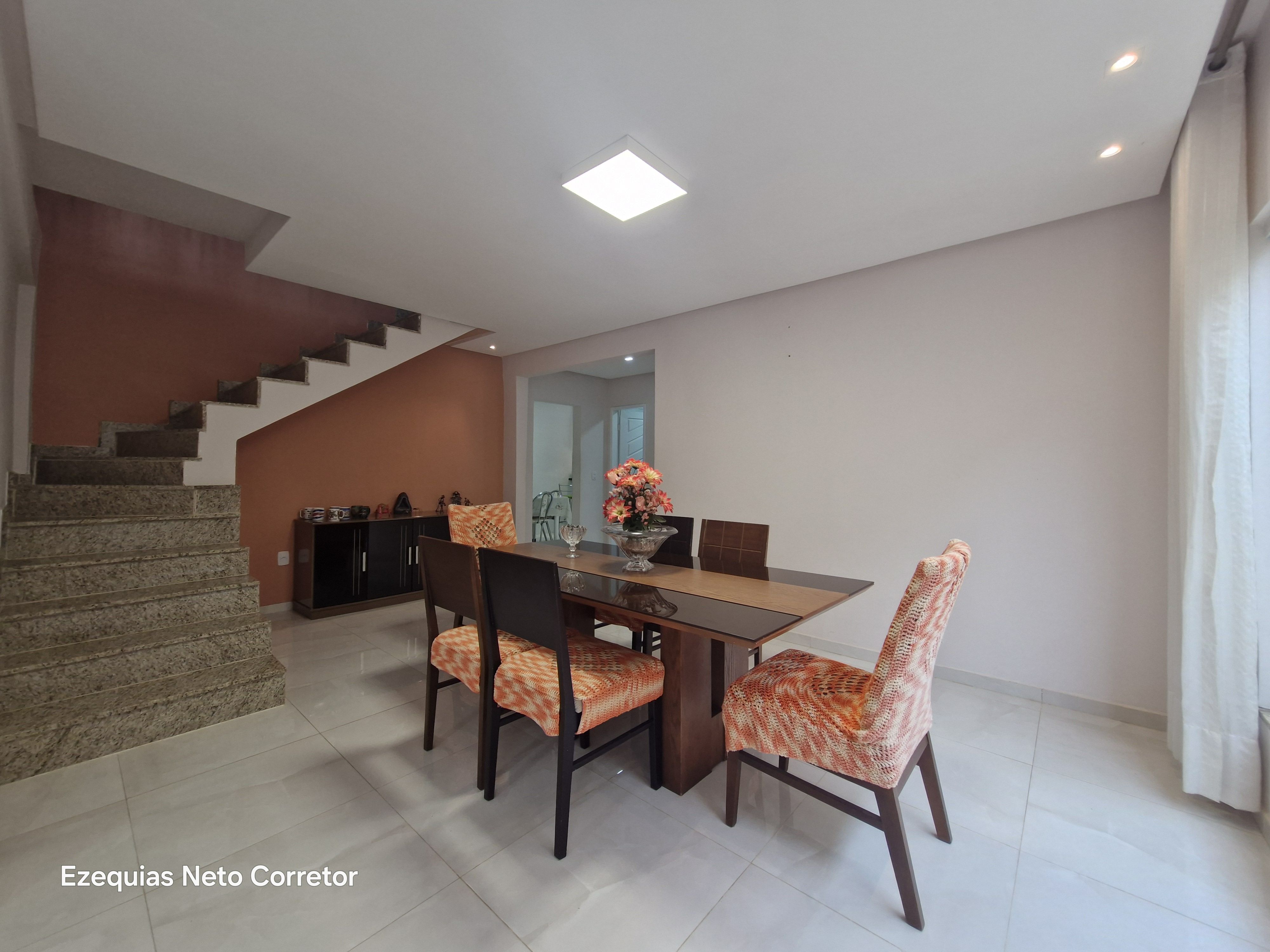 Casa duplex na Urbis 1 próximo ao Limão Doce e Fainor à Venda, Candeias, Vitória da Conquista, BA - foto 2