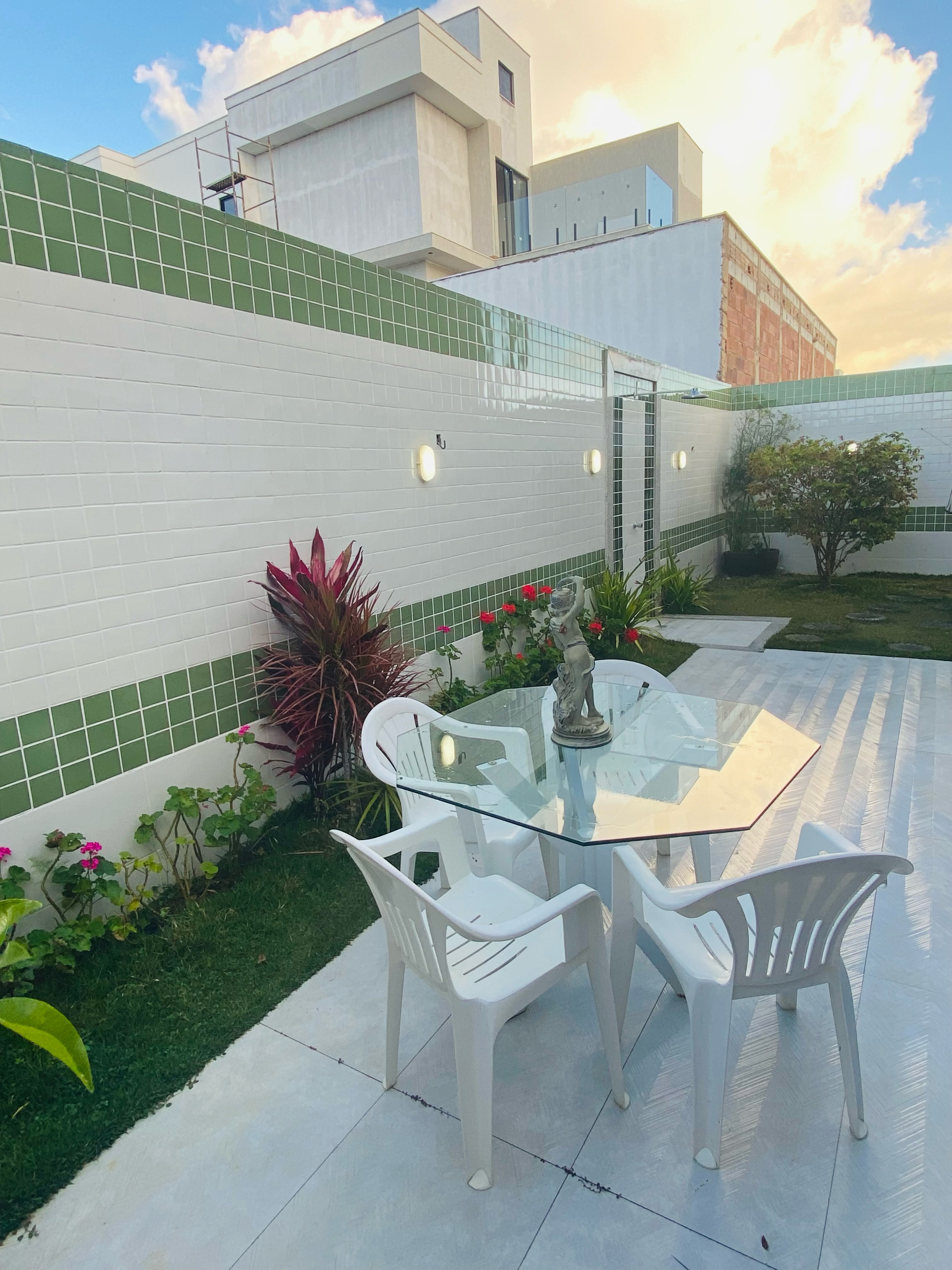 Linda Casa de 4 quartos sendo 3 suítes mais dependência completa e 4 vagas de garagem no Alphaville 1, Vitória da Conquista, BA - foto 12