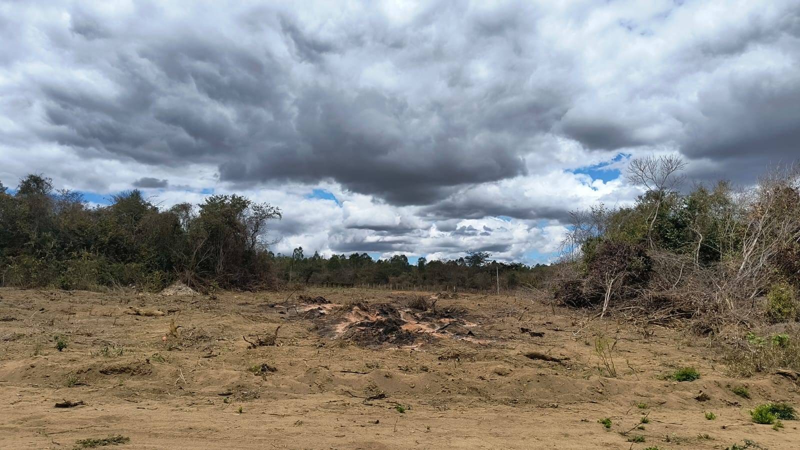 VENDO OU TROCO - Terreno de 360mts no Candeias - Lot. Alto da Universidade - foto 12