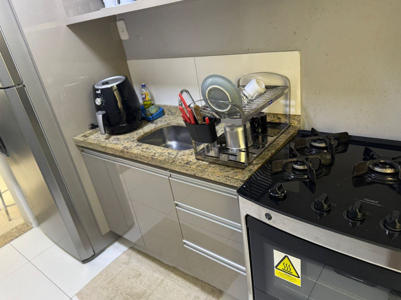 Apartamento completo, porteira fechada com móveis e Eletros andar alto de 2/4 em condomínio fechado com lazer completo , Boa Vista, Vitória da Co - foto 12