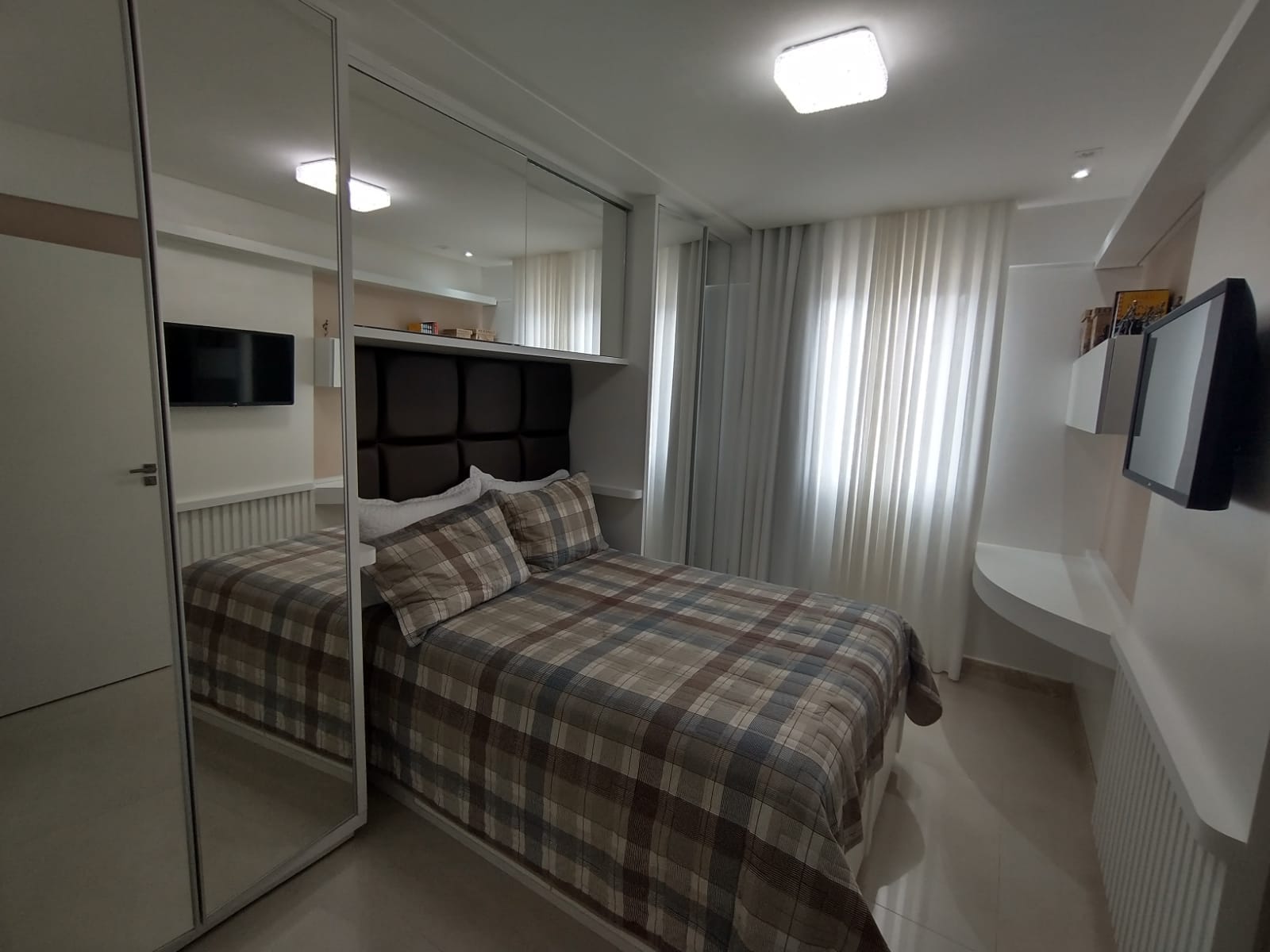 Apartamento à venda 3 suítes, porteira fechada, 2 vagas soltas de garagem , condomínio com lazer completo, no Recreio, Vitória da Conquista, BA - foto 2