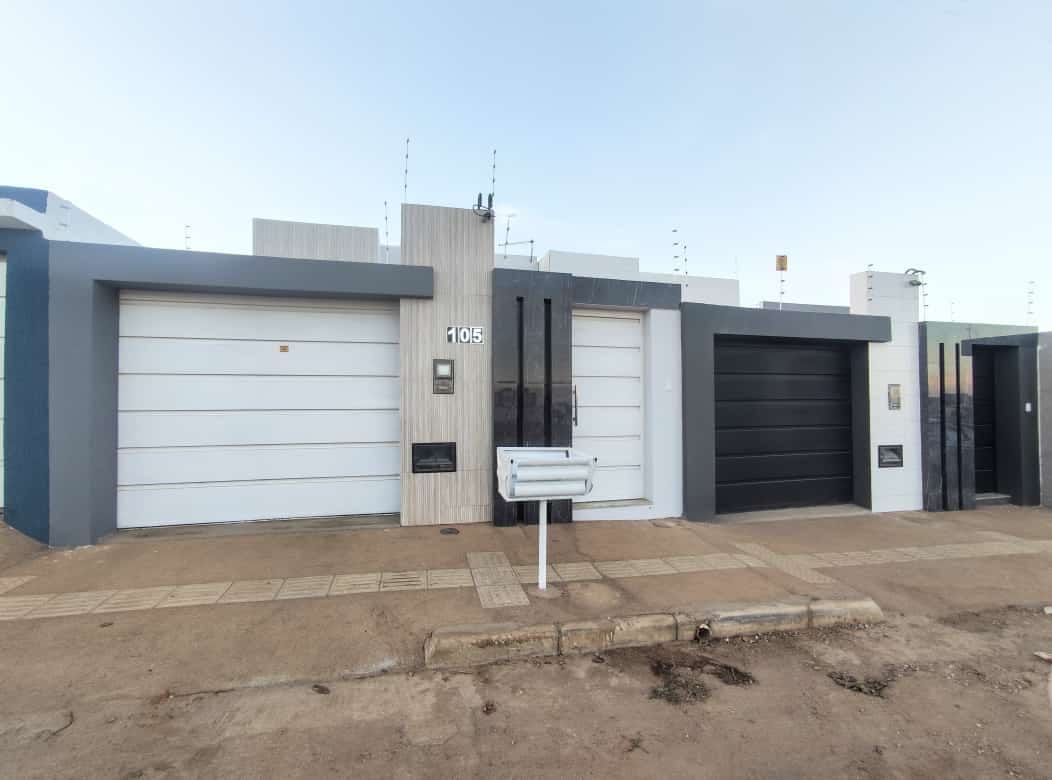Casa acima do Candeias contendo  3  quartos  sendo 1 suíte próximo de tudo, bairro com infraestrutura, Vitória da Conquista, BA - foto 2
