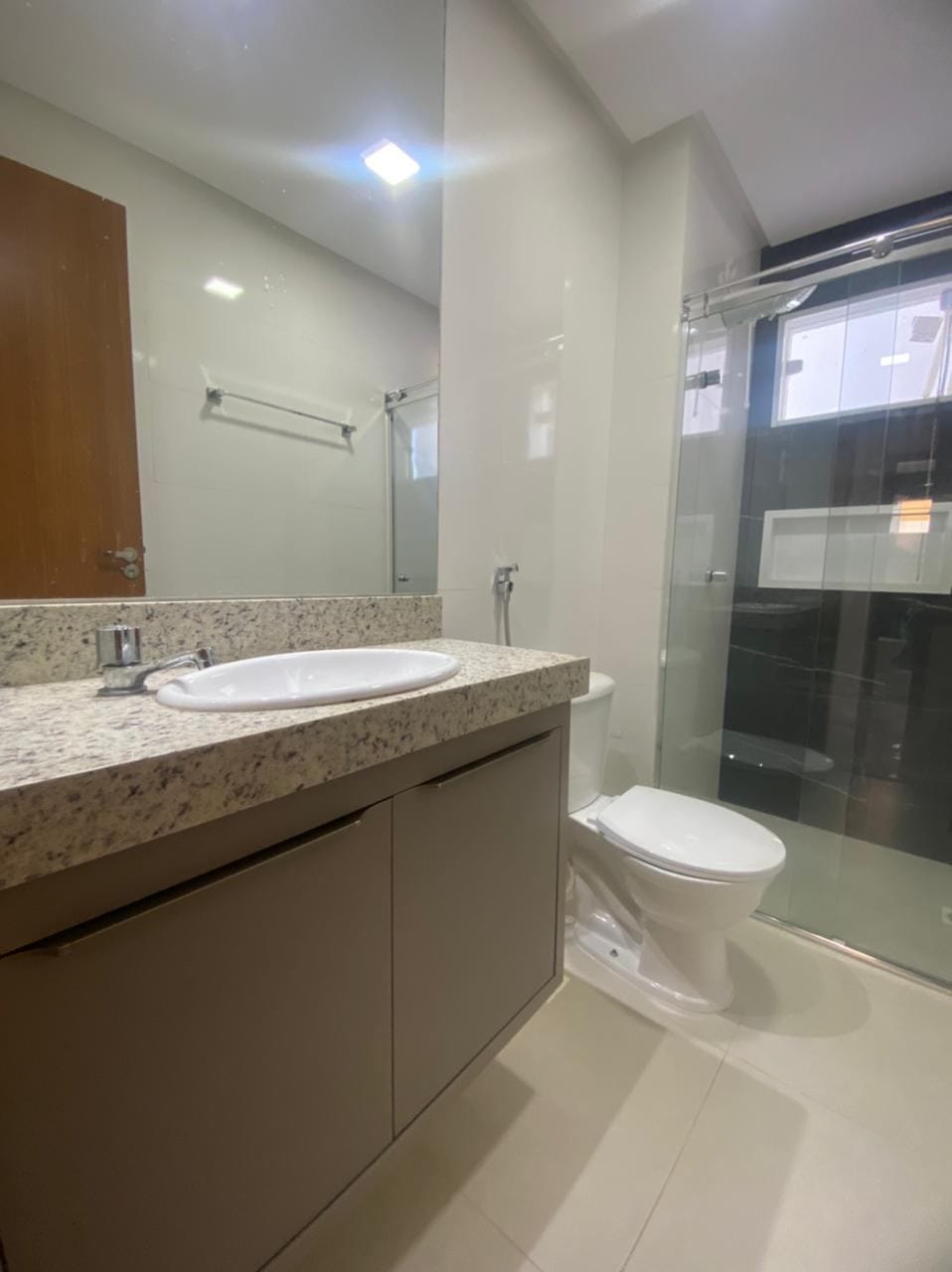 Apartamento para aluguel,  3 quartos sendo 1 suíte, excelente acabamento, com armários planejados, próximo a Fainor, Av. Brasil e Av. Luis Eduard - foto 13
