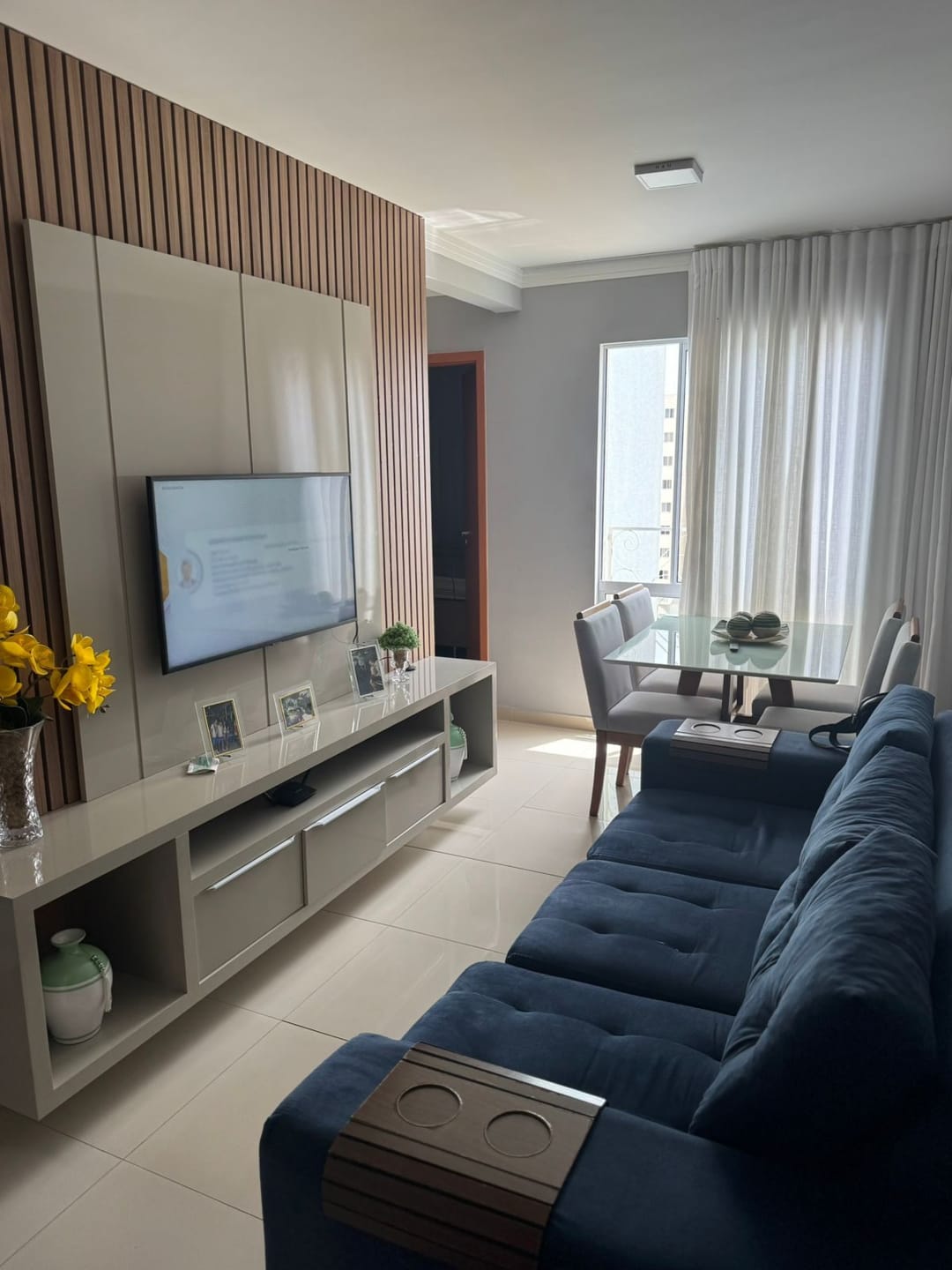 Apartamento completo, porteira fechada com móveis e Eletros andar alto de 2/4 em condomínio fechado com lazer completo , Boa Vista, Vitória da Co - foto 2