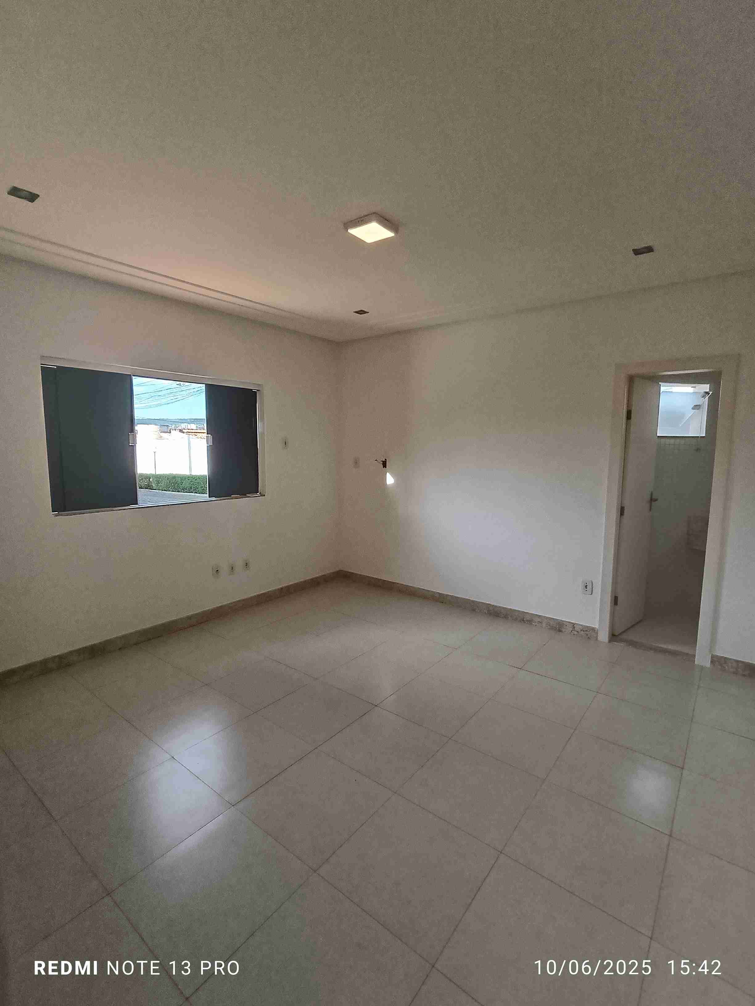 Casa com 5 quartos sendo 4 suítes + dependência completa + escritório para venda, Boa Vista, Vitória da Conquista, BA - foto 13