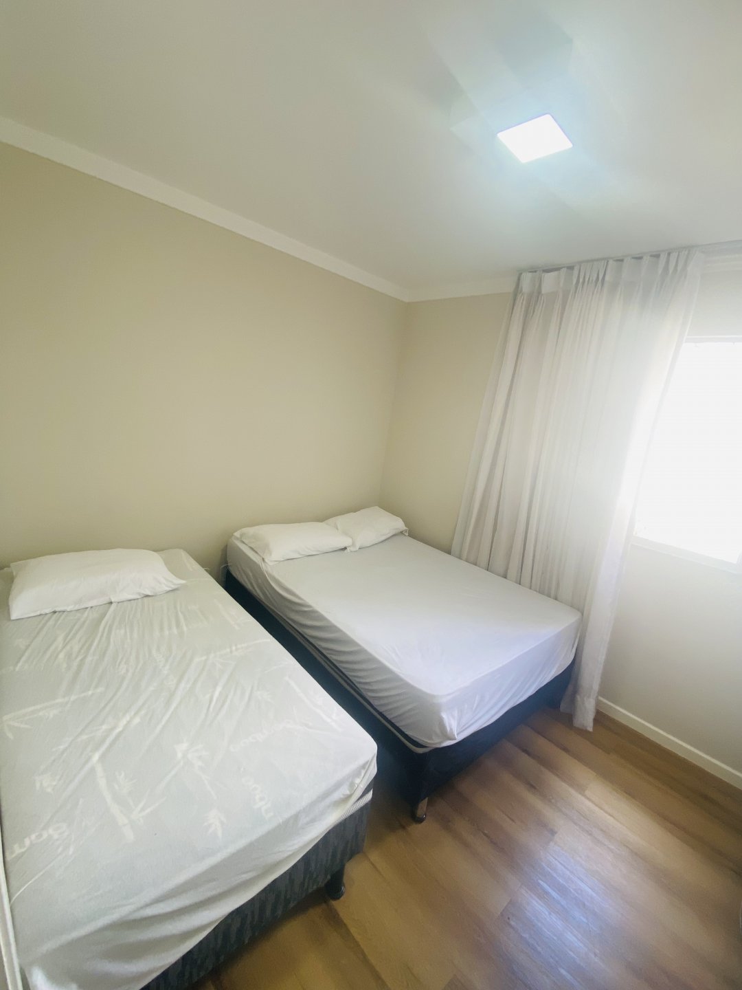 Vendo de porteira fechada, lindo apartamento mobiliado no bairro Boa Vista. - foto 12