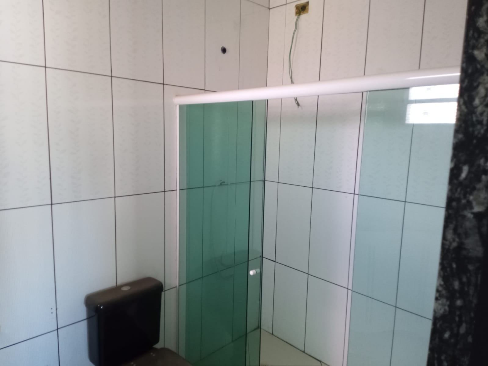 Casa tipo Sobrado solto no terreno a 300 mts da Faculdade Fainor  com 4 salas, 3/4 no Bairro Candeias em Vitória da Conquista - BA - foto 13