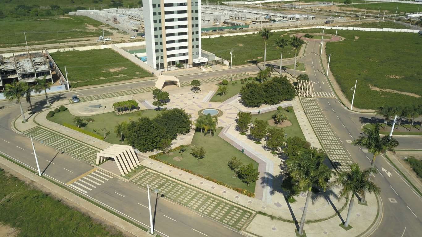 Apartamento com 3/4 sendo 1 suíte reversível para 4/4 2 vagas de garagem na Av. J Pedral próximo ao Boulevard Shopping. Boa Vista - Vitória da Co - foto 2