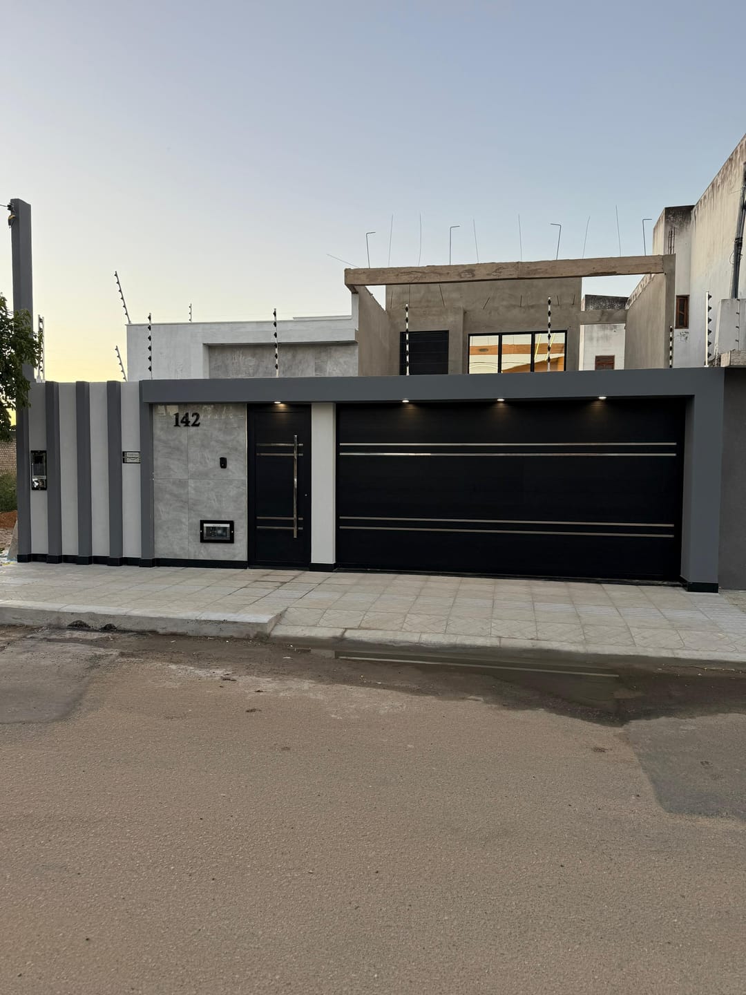 OPORTUNIDADE - Casa de Alto Padrão no Bairro Boa Vista, 3/4 sendo 2 suítes, próximo a  Avenida Luis Eduardo Magalhães - foto 13