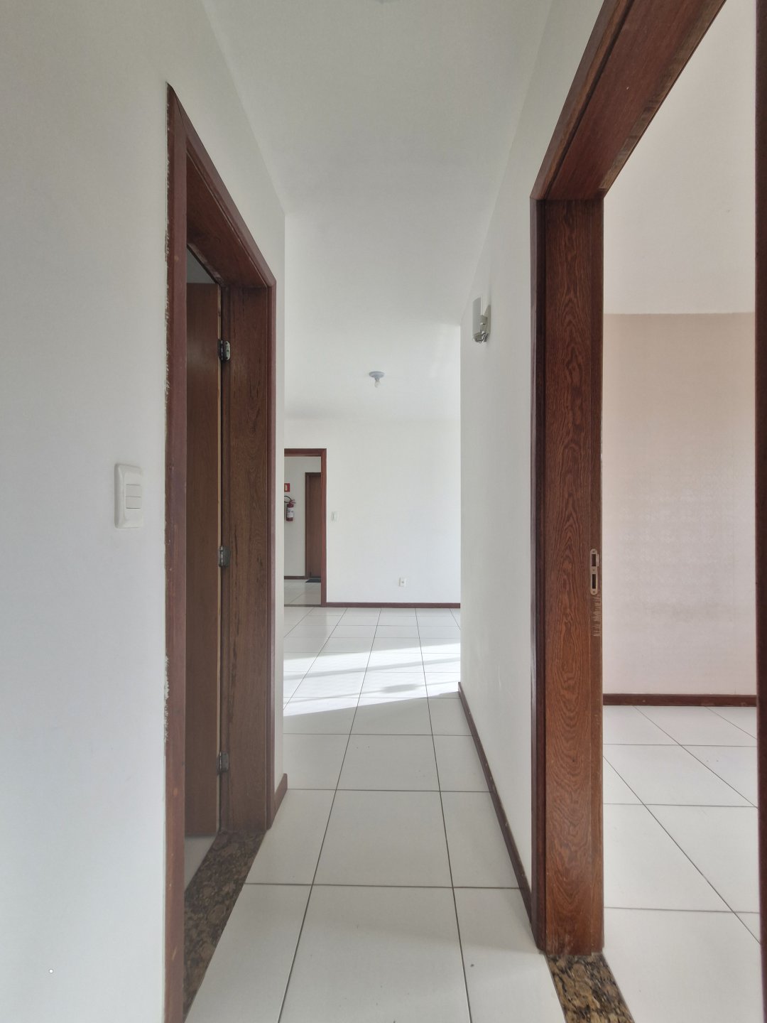 Apartamento 2/4 sendo uma suíte à venda no Bairro Boa Vista - foto 12