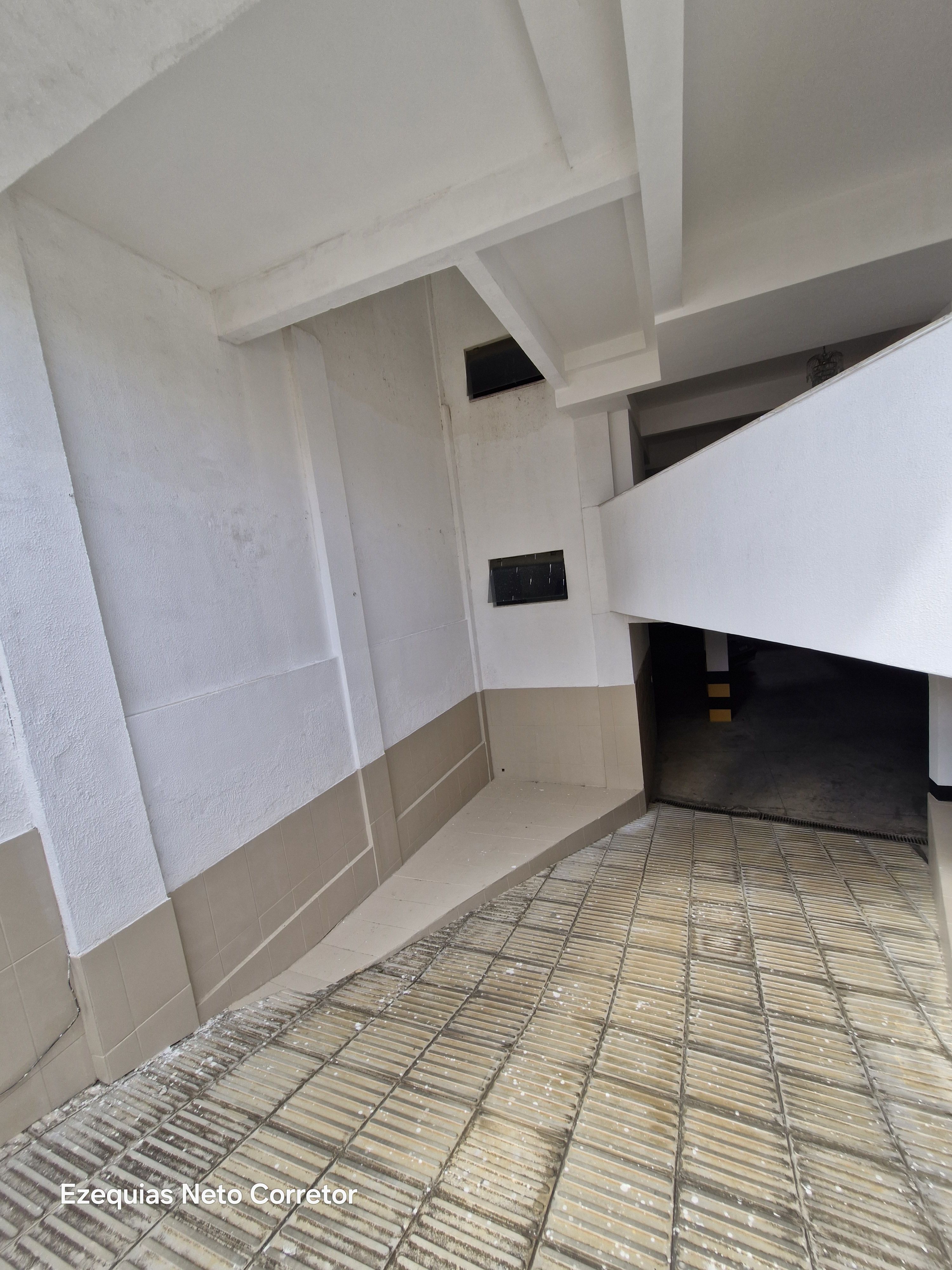 Apartamento 2/4 1⁰ andar Próximo a Chame Chame à Venda, Candeias, Vitória da Conquista, BA - foto 13