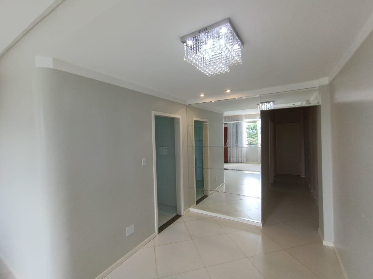 Excelente apartamento de 2 quartos sendo 1 suíte de 1ª andar com planejados na cozinha e quartos para venda ou locação, Candeias, Vitória da Conq - foto 13