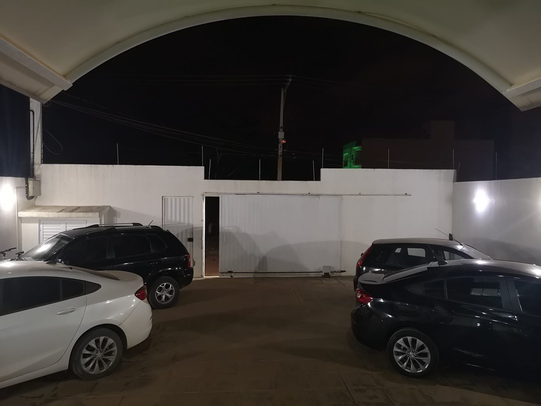 Apartamento de 2º andar nascente mobiliado e decorado para venda, 2 quartos sendo 1 suíte, cozinha no Bairro Candeias, Vitória da Conquista, BA - foto 14