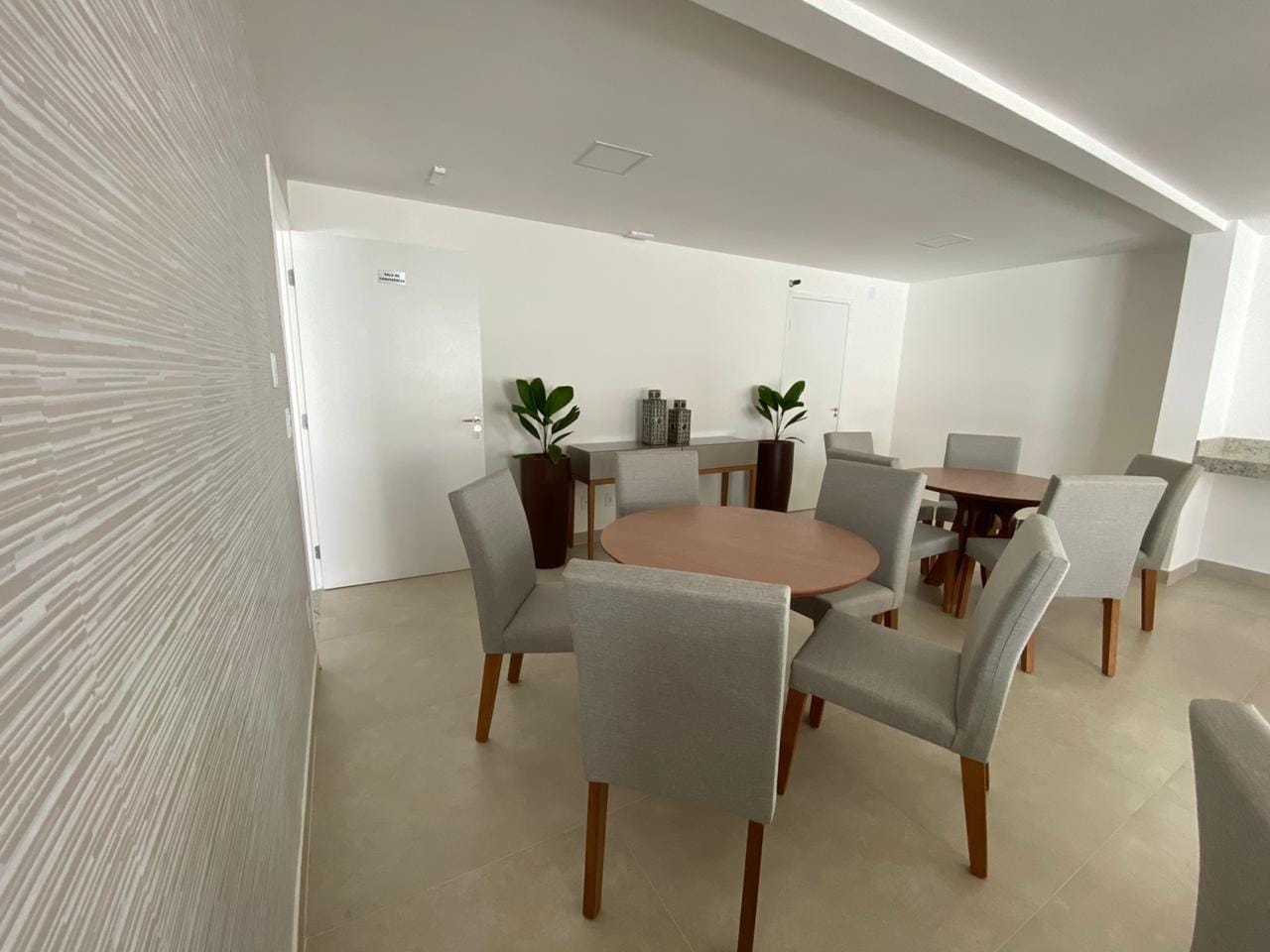 Apartamento de 3 quartos sendo 1 suíte com planejados na cozinha e em excelente localização no Candeias. - foto 14