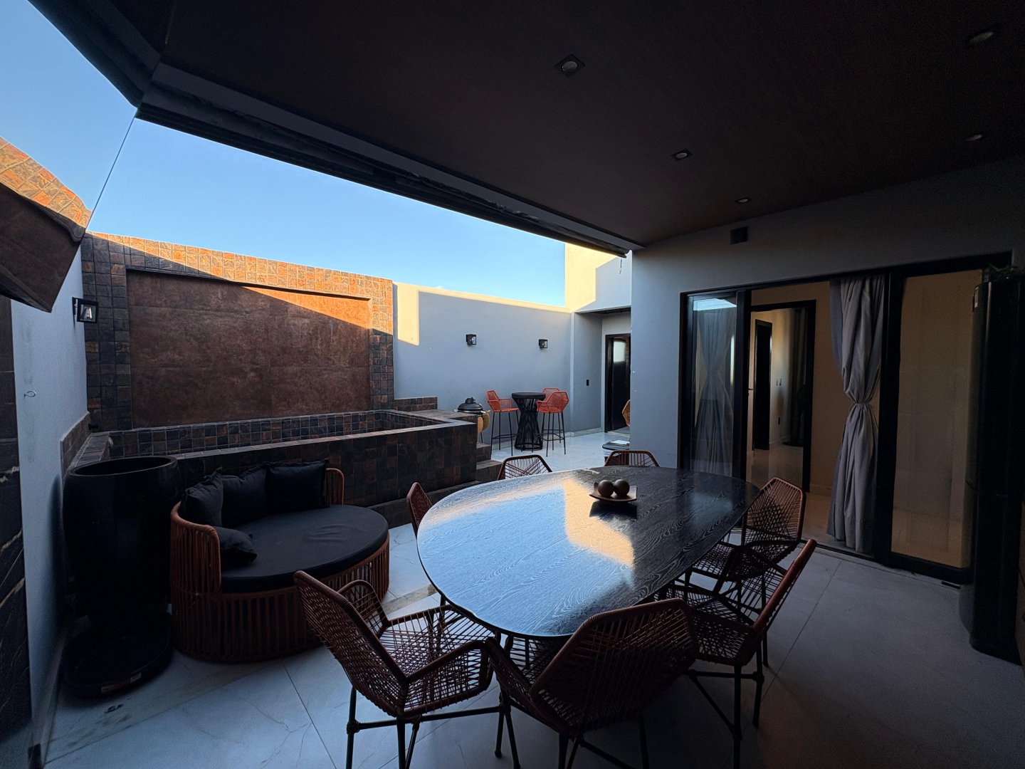 Cobertura duplex mobiliada com 4 quartos sendo 3 suites, terraço comm área gourmet e piscina a venda no bairro Candeias em Vitoria da Conquista - - foto 13