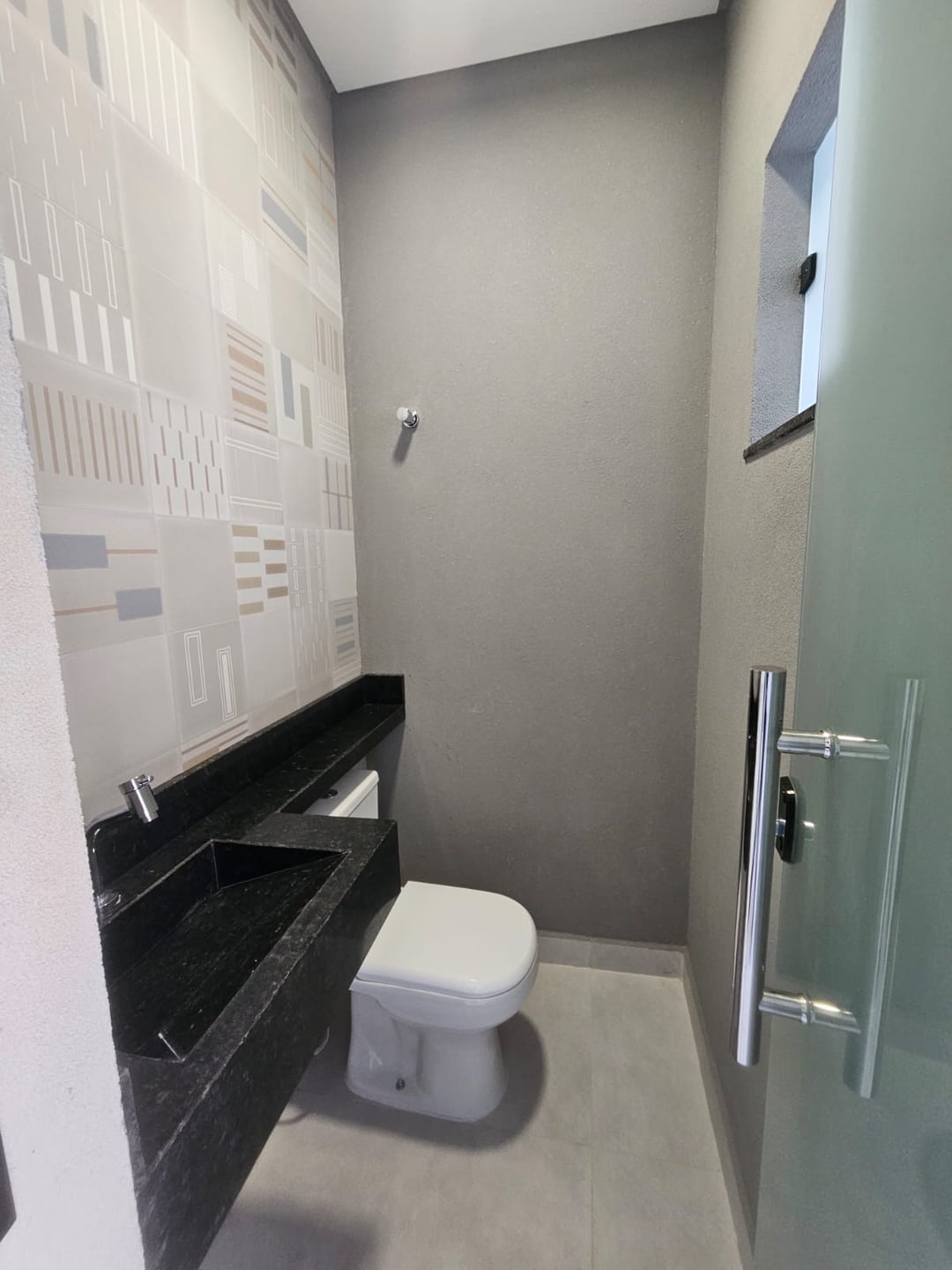a VENDA um Sobrado de 3 suítes c/ Piscina e área gourmet no B. Boa Vista, Vit. da Conquista - BA - foto 13