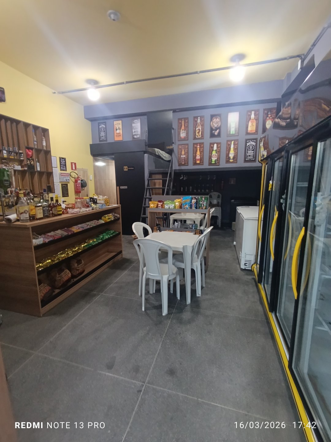 **Aluguel de Ponto Comercial de esquina com Mezanino na Av. Regis Pacheco no Centro – Vitória da Conquista - foto 13