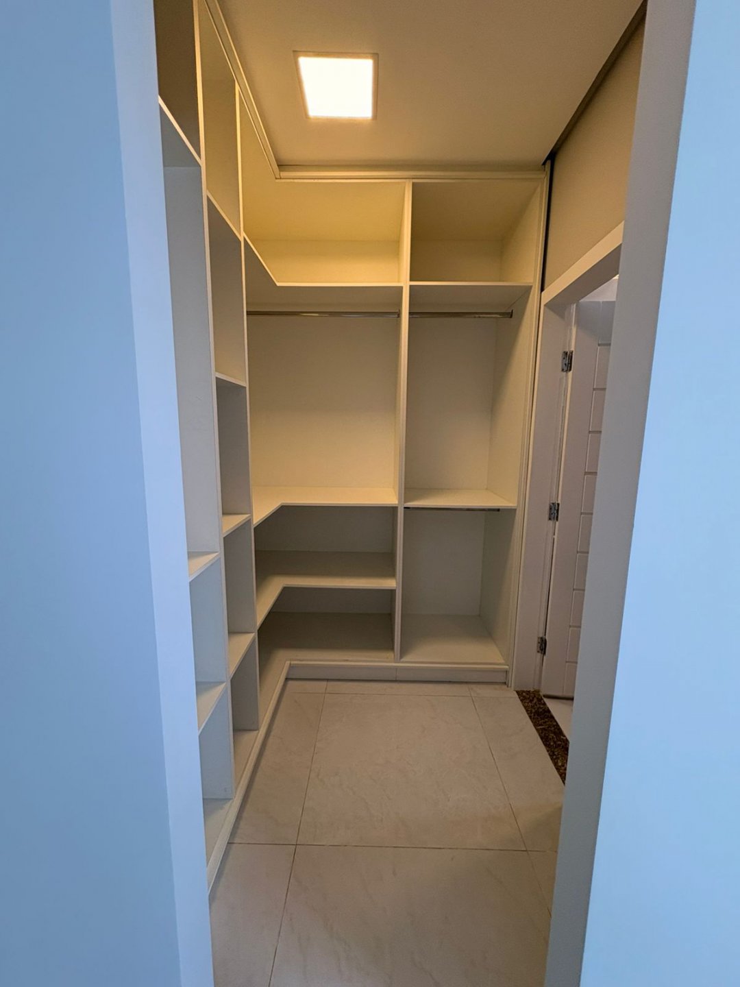Casa térrea com 3 suítes + escritório + espaço gourmet + piscina  à Venda, Boa Vista, Vitória da Conquista, BA - foto 13
