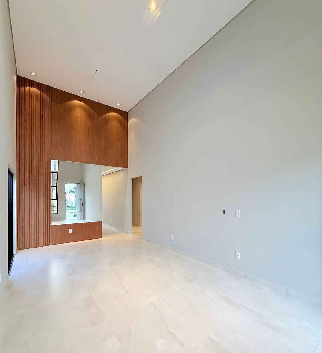 Casa nova com 3 suítes em terreno de 305 m² no Horto Premier, Primavera, Vitória da Conquista - BA - foto 1