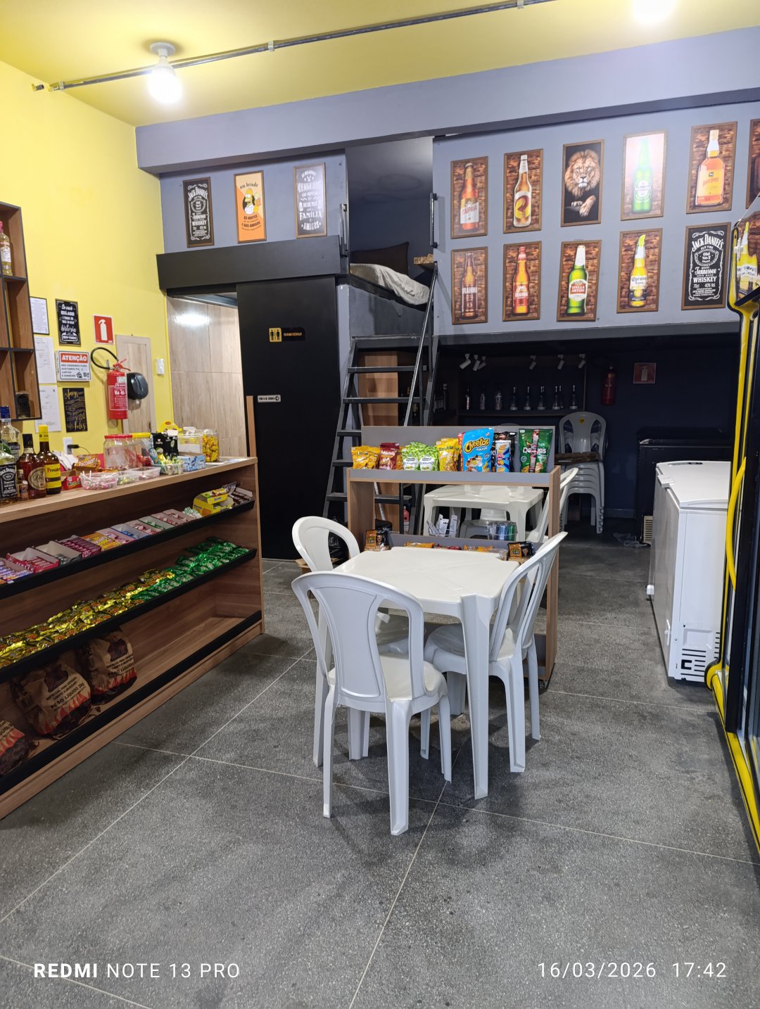 **Aluguel de Ponto Comercial de esquina com Mezanino na Av. Regis Pacheco no Centro – Vitória da Conquista - foto 14