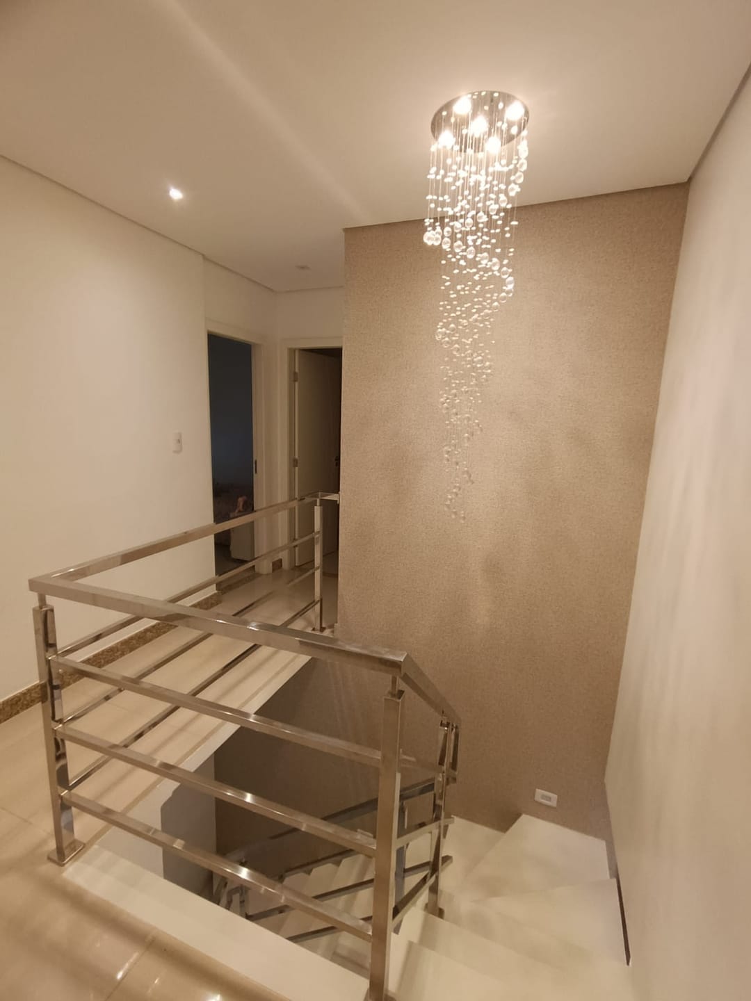 Casa com 5 quartos sendo 3 suítes, área gourmet com jacuzzi, piscina aquecida, em Bairro Boa Vista, Vitória da Conquista, BA - foto 15