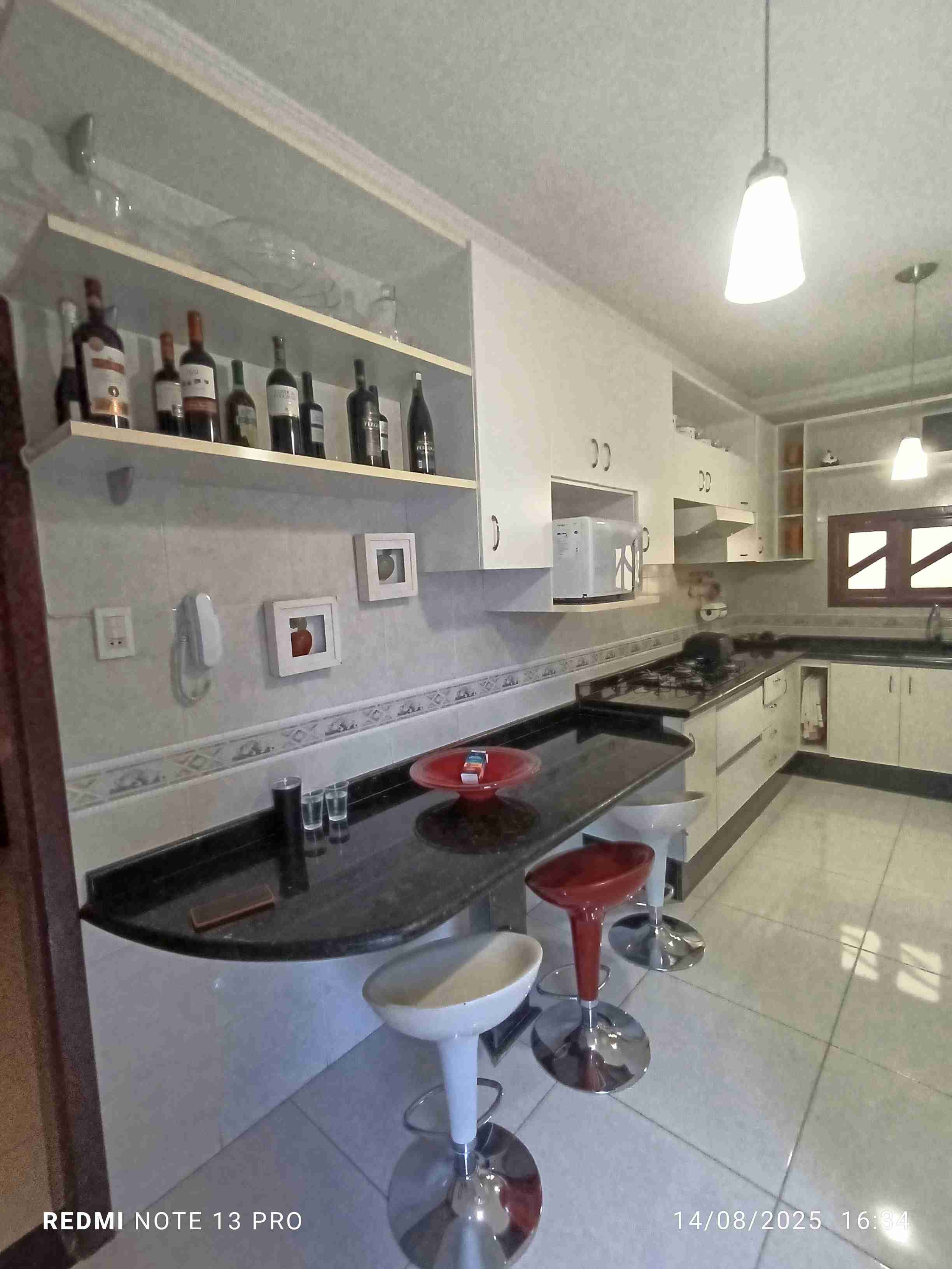 Casa com 4 quartos sendo 2 suítes, 4 salas, bastante espaço externo à venda, Ibirapuera, Vitória da Conquista, BA - foto 15