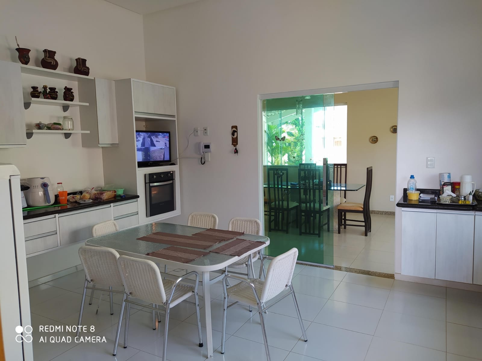 Casa Alto Padrão com 05 suítes, poço artesiano e energia solar em ótima localização no Bairro Alto da Boa Vista em Vitória da Conquista-BA - foto 15