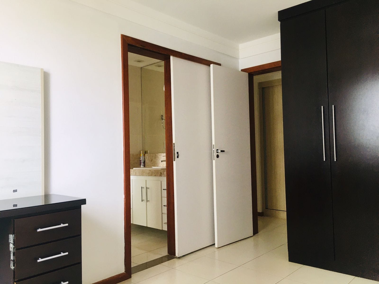 Apto de 3 quartos com suite e 2 semi suítes, dependência completa, 3 VAGAS COBERTAS , lazer completo com piscina aquecida, Candeias - Vitória da - foto 15