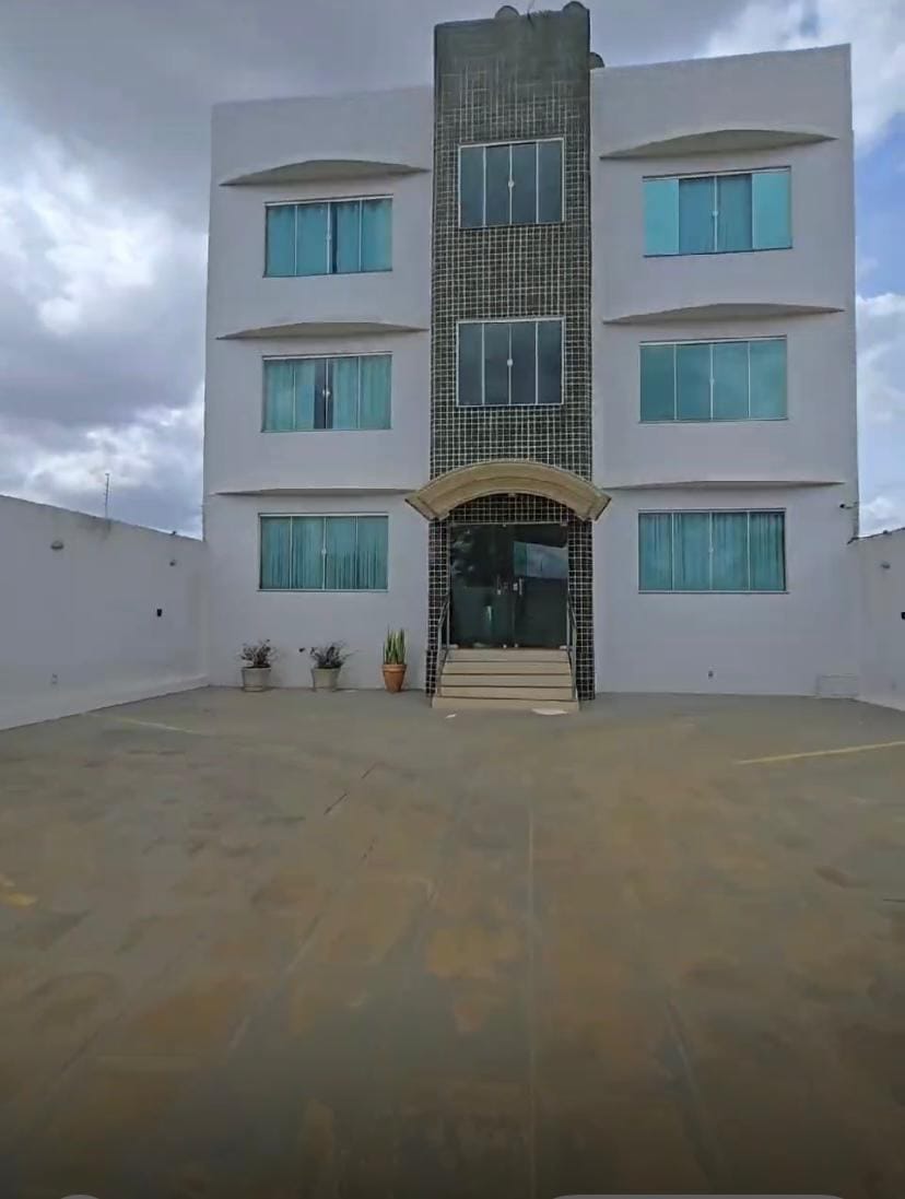 Apartamento de 2º andar nascente mobiliado e decorado para venda, 2 quartos sendo 1 suíte, cozinha no Bairro Candeias, Vitória da Conquista, BA - foto 15