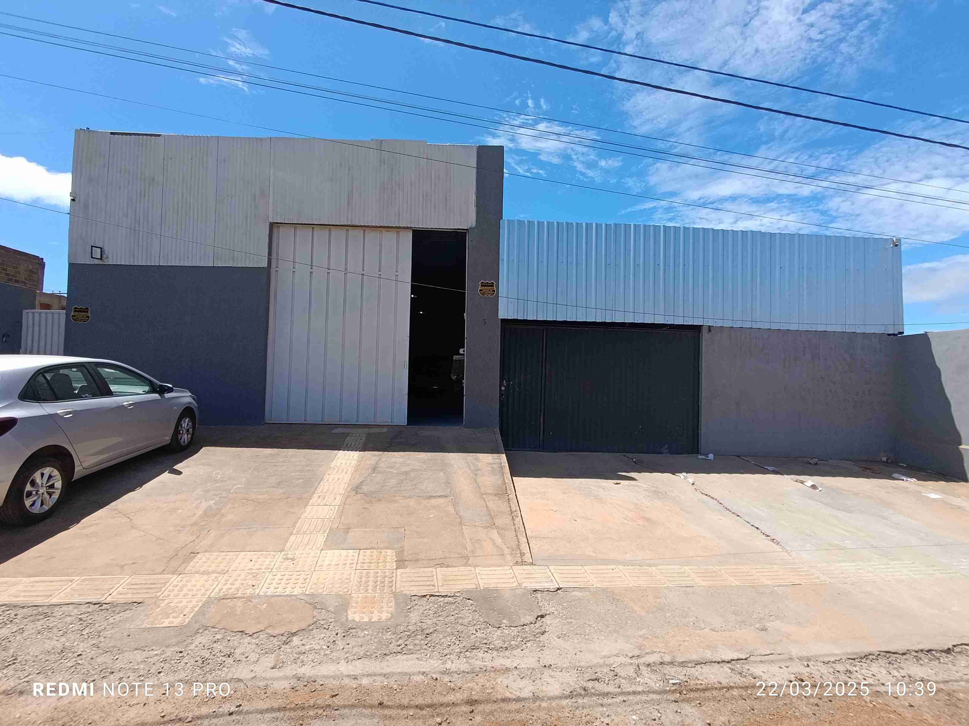 2 Galpões juntos para locação/venda no Primavera dentro do do anel viário, galpão com 450 m² construída e terreno de 540 m² possui um pátio cober - foto 2