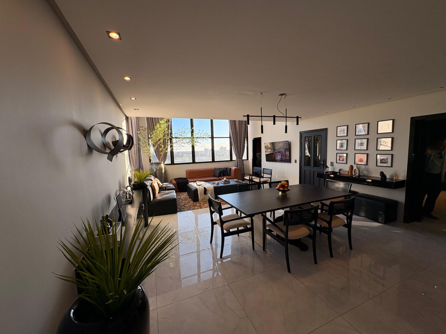 Cobertura duplex mobiliada com 4 quartos sendo 3 suites, terraço comm área gourmet e piscina a venda no bairro Candeias em Vitoria da Conquista - - foto 14