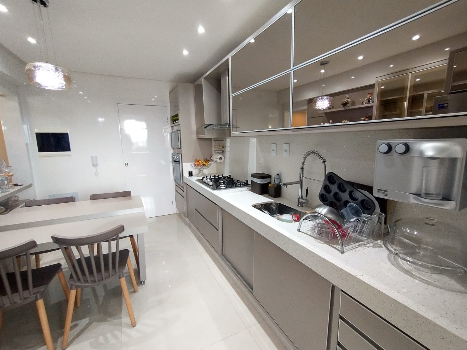 Apartamento à venda 3 suítes, porteira fechada, 2 vagas soltas de garagem , condomínio com lazer completo, no Recreio, Vitória da Conquista, BA - foto 15