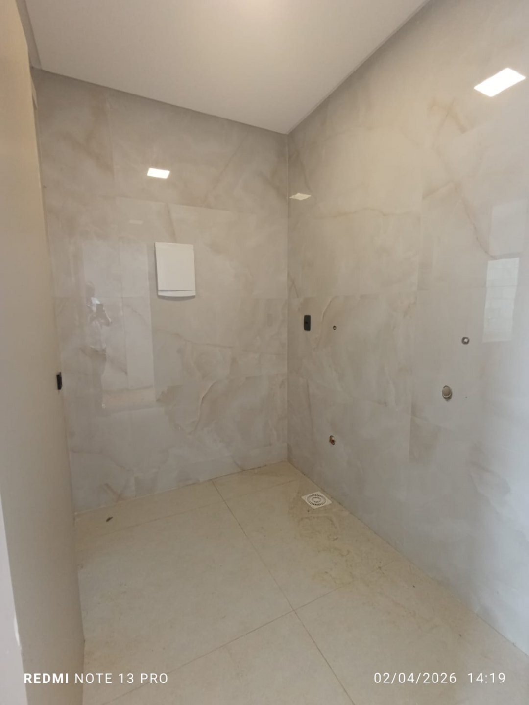 Casa duplex soltas com 3 suítes, sala com 2 ambientes, lavabo, garagem coberta para 2 carros, Alto da Boa Vista, Vitória da Conquista, BA - foto 13