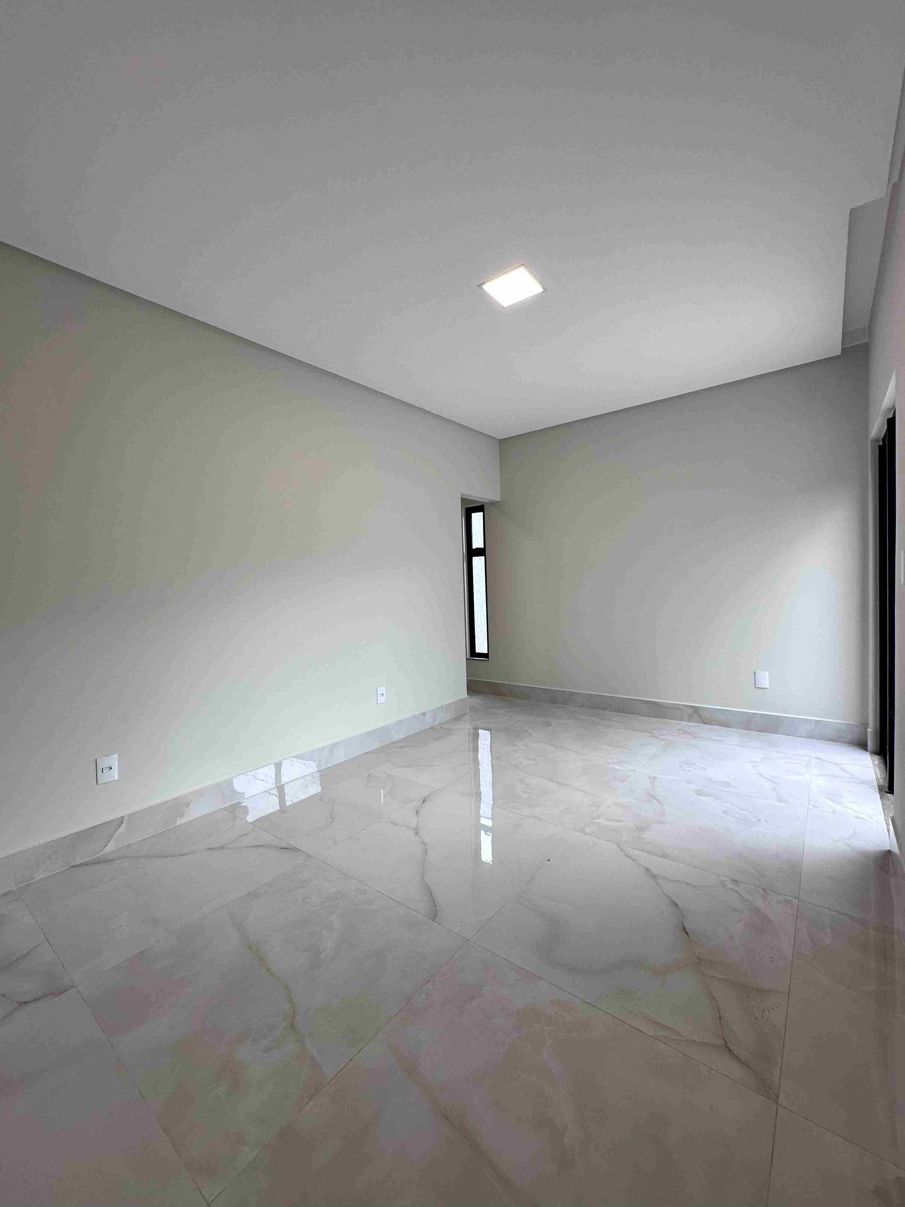 Casa com 3 suítes amplas, cozinha com planejados integrado com o espaço gourmet,  Horto Premier Bairro Primavera, Vitória da Conquista, BA - foto 16