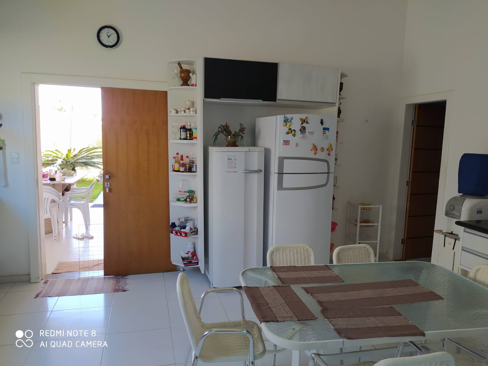 Casa Alto Padrão com 05 suítes, poço artesiano e energia solar em ótima localização no Bairro Alto da Boa Vista em Vitória da Conquista-BA - foto 16