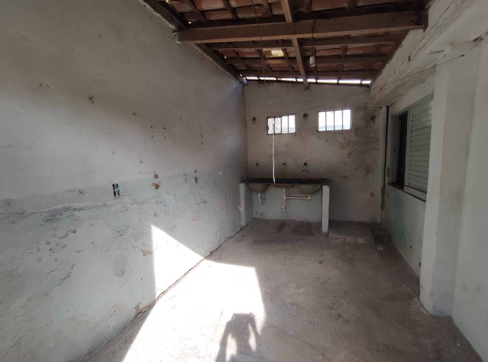 Casa para reforma à venda de 3/4 na  Urbis 5, ótima localizaçãoVitória da Conquista, BA - foto 16