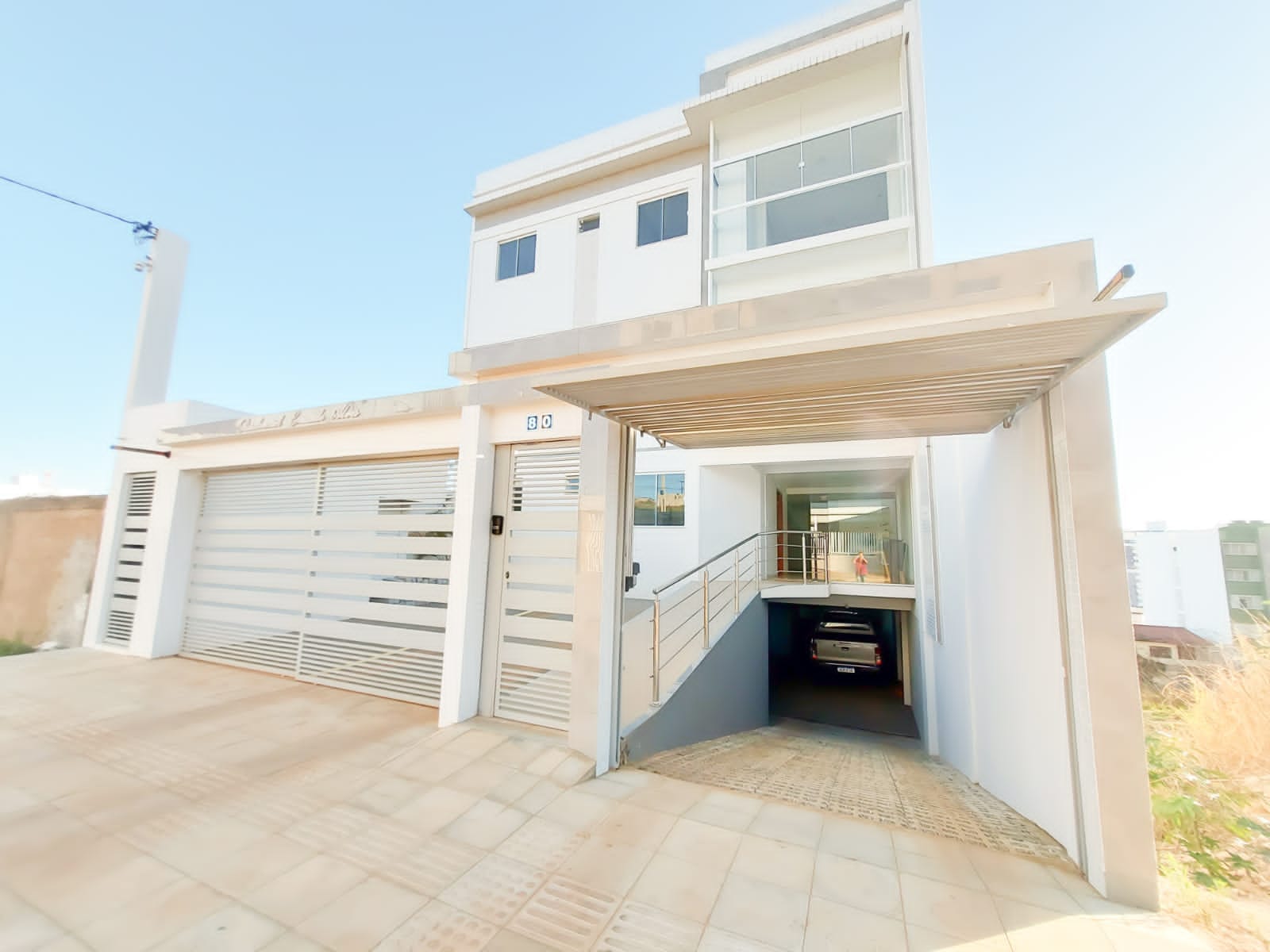Apartamento para aluguel,  3 quartos sendo 1 suíte, excelente acabamento, com armários planejados, próximo a Fainor, Av. Brasil e Av. Luis Eduard - foto 2