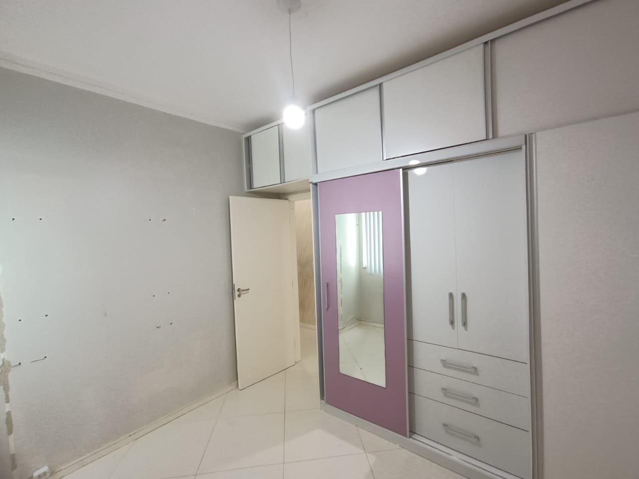 Excelente apartamento de 2 quartos sendo 1 suíte de 1ª andar com planejados na cozinha e quartos para venda ou locação, Candeias, Vitória da Conq - foto 15