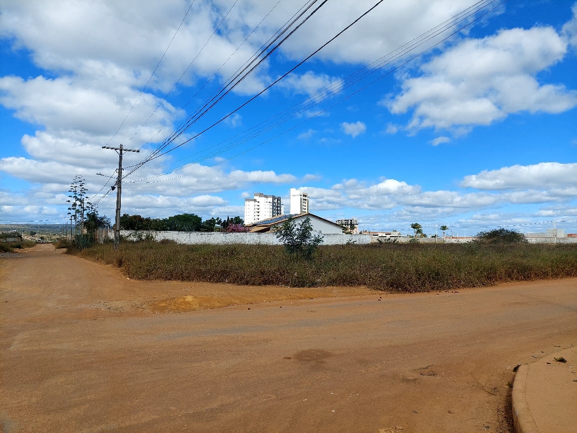 Terreno de 1.000mts de esquina no Alto da Boa Vista - foto 2