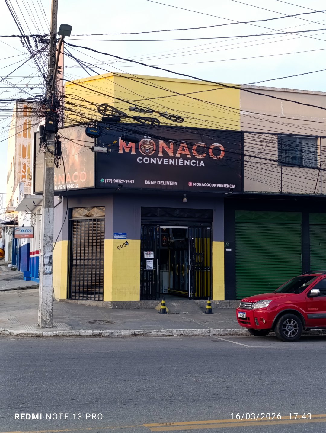**Aluguel de Ponto Comercial de esquina com Mezanino na Av. Regis Pacheco no Centro – Vitória da Conquista - foto 1