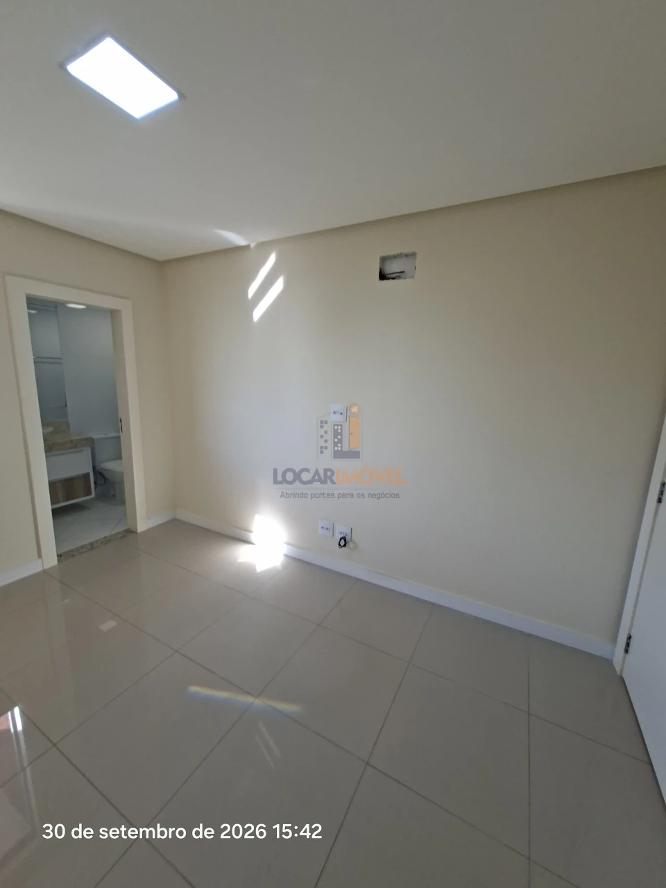 Apartamento alto Padrão 3 quartos sendo 2 suítes, andar alto, 2 vagas de garagem para locação, Candeias, Vitória da Conquista, BA - foto 17