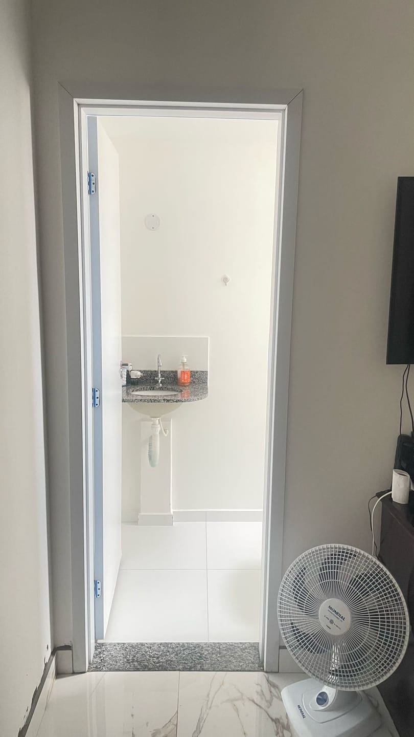 Apartamento térreo de 3 quartos sendo 1 suíte com garden pequeno em condomínio fechado à venda, Candeias, Vitória da Conquista, BA - foto 17