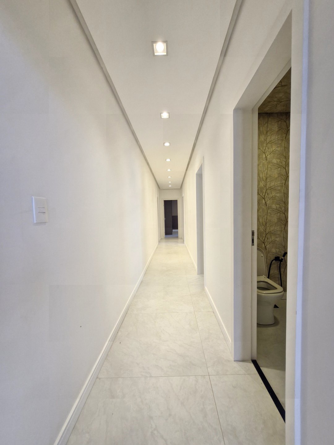 Casa Nova no Alphaville 1 com Planejados, terreno de 388 m²,  Bairro Universidade, Vitória da Conquista BA. - foto 16