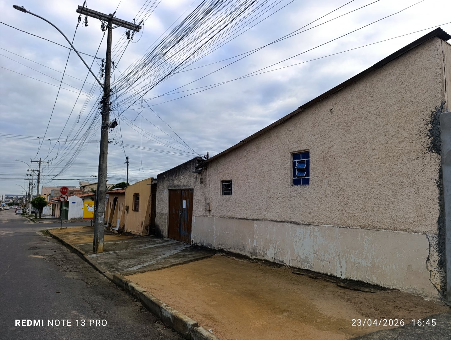 Terreno na Av. Pará esquina, parte de cima, esquina com a Av. Paramirim. 3 terrenos urbanos com 300 m² cada, 30 x 30 num total de 900 m², Bairro - foto 16