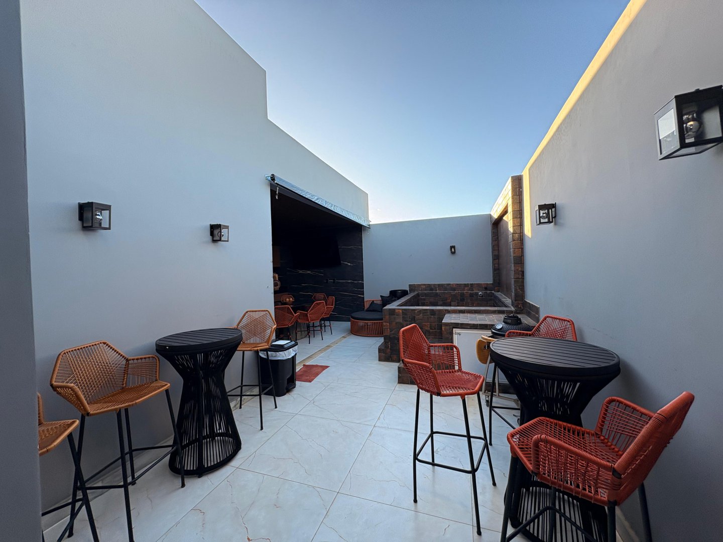 Cobertura duplex mobiliada com 4 quartos sendo 3 suites, terraço comm área gourmet e piscina a venda no bairro Candeias em Vitoria da Conquista - - foto 16