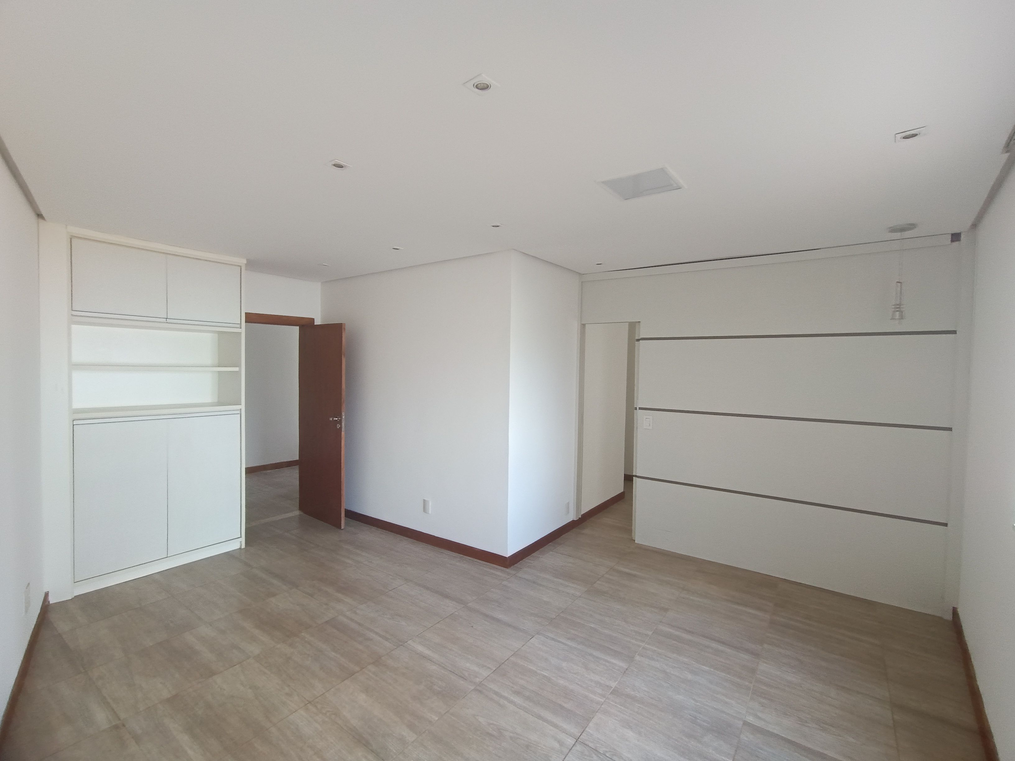Casa com 4 suites pequeno à Venda, Candeias, Vitória da Conquista, BA - foto 17