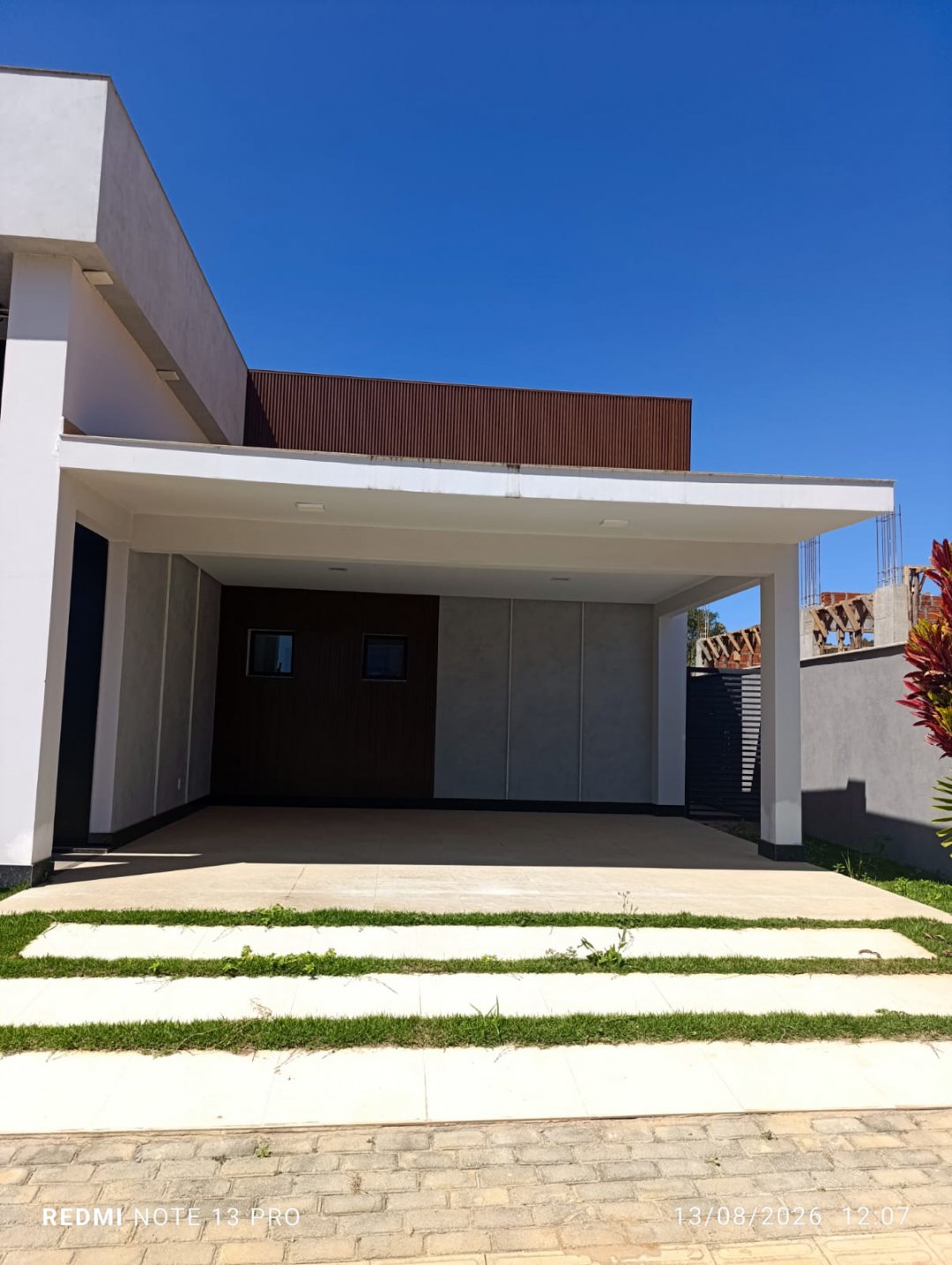 Casa nova com 3 suites+ área gourmet + terraço+dependência completa em condomínio fechado no Recreio, Vitória da Conquista - foto 1