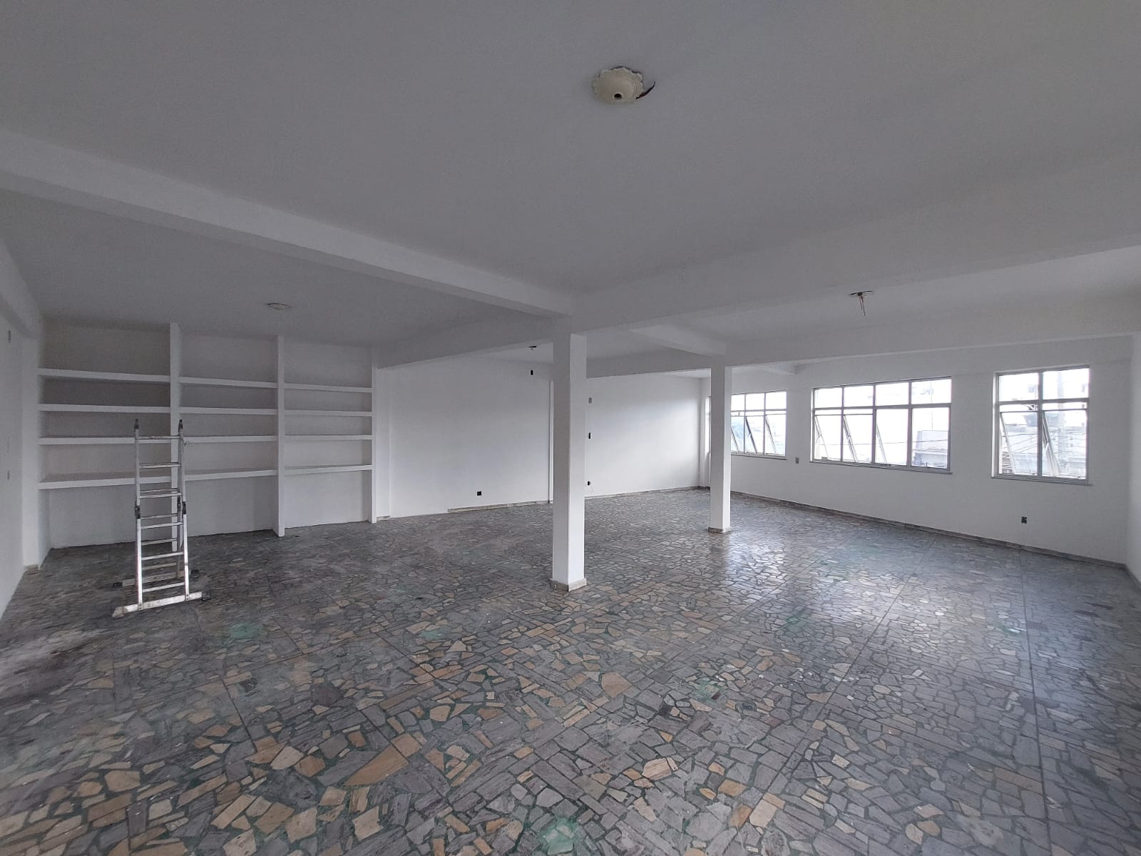 andar comercial 1º andar na Av. Siqueira Campos com 232 m² para venda, Centro, Vitória da Conquista, BA - foto 18