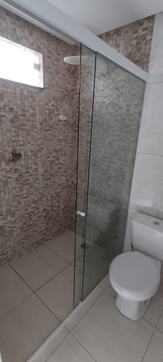 Village 2 quartos sendo 1 suíte ampliado com cozinha planejada + escritório para locação em condomínio fechado no Vivenda dos Bosque Vitória da C - foto 19